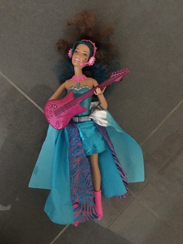 Barbie rockstar erika - barbie,