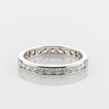 Memoire-Ring aus 585er Weißgold mit 1.30ct Brillanten