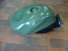 Aprilia RSV 1000 Mille Tank