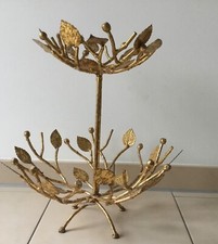 Etagere mit Blättermotiv