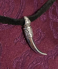 Massiver TIGERZAHN Anhänger aus 925er SILBER aus Nepal für Kraft und Stärke