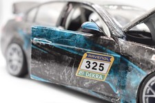 Vollfolierung Blau Schwarz