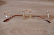 1  Brille,  gebraucht,  guter Zustand,  rahmenlos