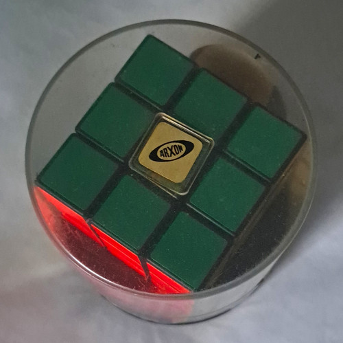 Rubik cube zauberwürfel - rubik's,