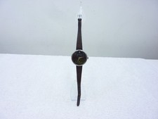 Ältere Handaufzug Yves Renaud