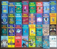 Terry Pratchett Discworld Book