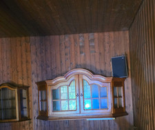 Hängevitrine mit Flügeltüren groß Holz rustikal braun massiv 