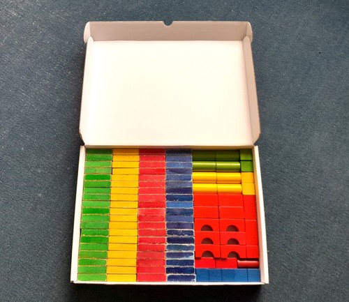 109 stück bunte - bunte, holzbausteine