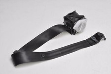 AUDI A8 D4  Sicherheitsgurt