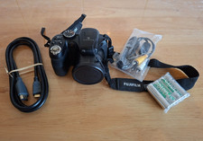 Fujifilm FinePix S2980 Digitalkamera (14 MP, 18x opt. Zoom, 3 Zoll Display)