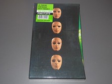 PINK FLOYD - IS THERE ANYBODY