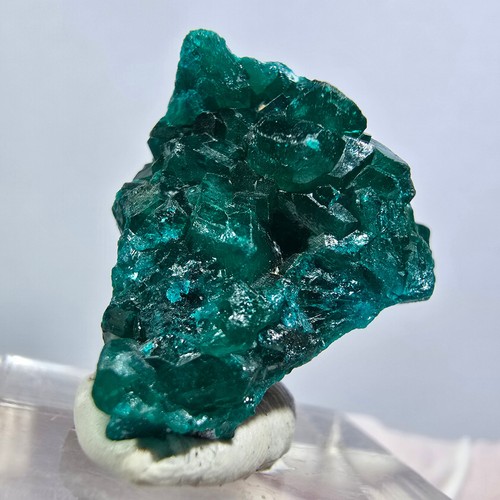 Seltene dioptas stufe - seltene,