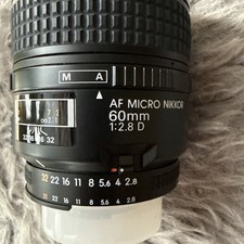 Nikon AF Micro Nikkor 2,8/60 D