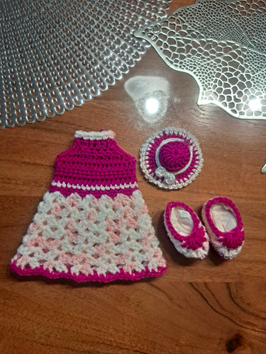 Handgehäkeltes puppen outfit - handgehäkeltes, puppen-outfit