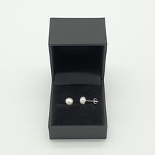 Perlen Ohrstecker Bouton