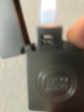 Kleines Lucky Strike Feuerzeug