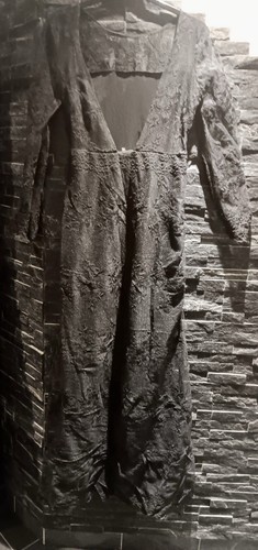 Schwarzes langes spitzen - langes, kleid