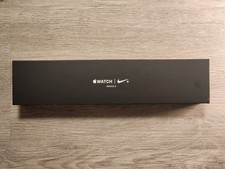 Apple Watch Nike Series 3 Sportarmband grau/schwarz 38mm Aluminiumgehäuse silber