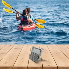 M??helose Installation Schlauchboot Au?enborder Halterung sichere Befestigung