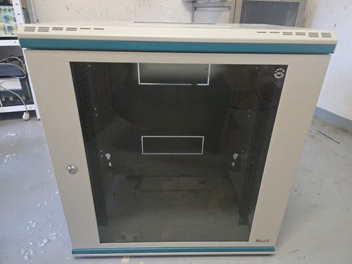 netzwerkschrank