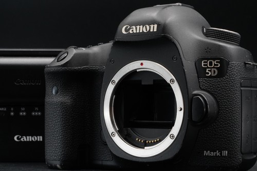 Canon eos mark iii - eos,