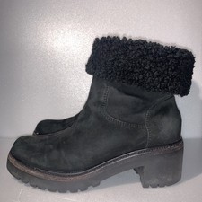 MONCLER Lammfell Stiefel Gr 39