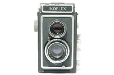 Vintage TLR Zeiss Ikon Ikoflex Novar Anastigmat 75mm F3.5 Ref. 16252