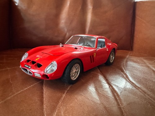 Bburago ferrari 250 gto - bburago,