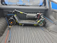 NIU KQi3 Pro Elektrotretroller mit Straßenzulassung