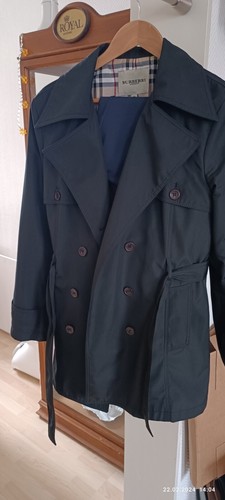 Burberry trench - burberry,