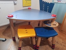 Haba Tisch mit einem Stuhl und