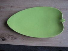 Asa Selection Blattform grün Servierplatte Kuchenplatte Platte Fleischplatte 