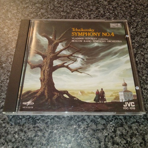 Tchaikovsky symphony 4 - tchaikovsky,,