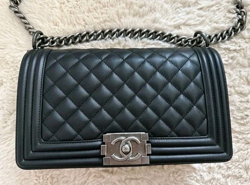 Chanel boy bag old medium - 🍀chanel,