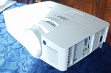 Acer H6517BD DLP Projektor geht nur noch mit VGA!
