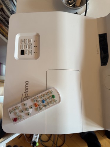 Optoma eh340ust full 1080p - full,