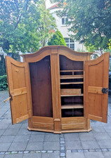 Wunderschöner Holzschrank, Bauernschrank, vintage, 2-türig, guter Zustand