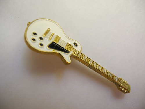 Abzeichen gitarre ddr - abzeichen,