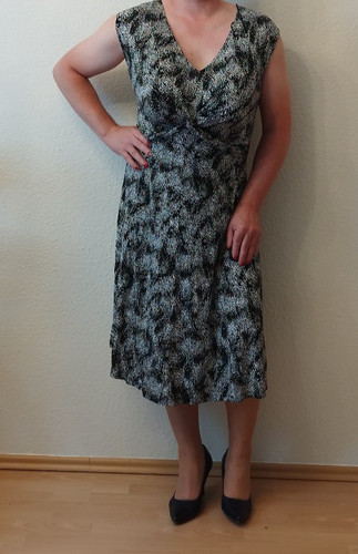 44 stretch kleid - gr., 40-42-44