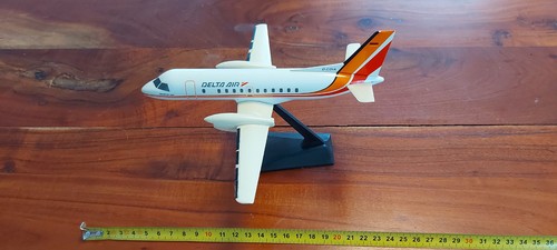 Flugzeugmodell 100 saab - flugzeugmodell, 1:100