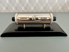 Art Deco ewiger Dauer - Kalender Tischkalender -Vintage Leder Chrom Original alt