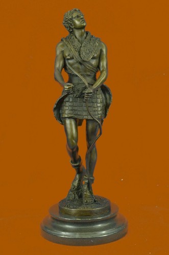 Bronze figur von apollo auf - figur,