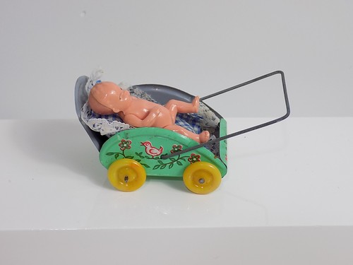 Vintage kleiner puppenwagen - vintage,