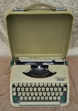 Schreibmaschine OLYMPIA  Splendid 33  70er Jahre