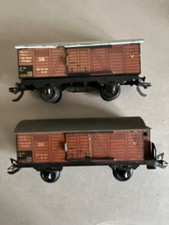 Zeuke Spur 0 zwei Güterwagen