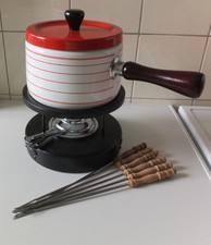 Vintage 1980er Fondue, Hot Pot, Topf Holzgriff Emaille, Streifen weiß-rot, schön