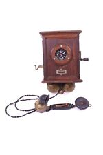 Historisches Wandtelefon