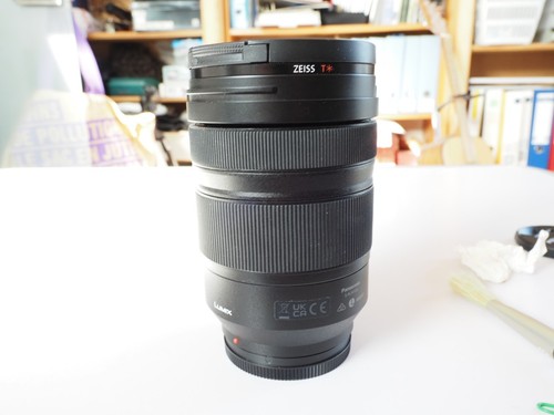 Panasonic lumix 105mm f 4 - s, f/4