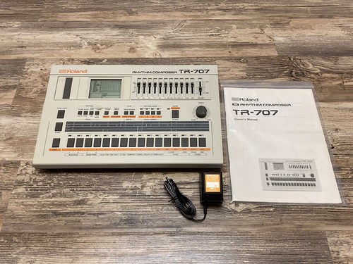 Roland tr707 rhythm - roland,