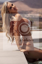 Nr. 19281 - Erotisches Pin Up Foto in Hochglanz Qualität - Größe 10x15 cm